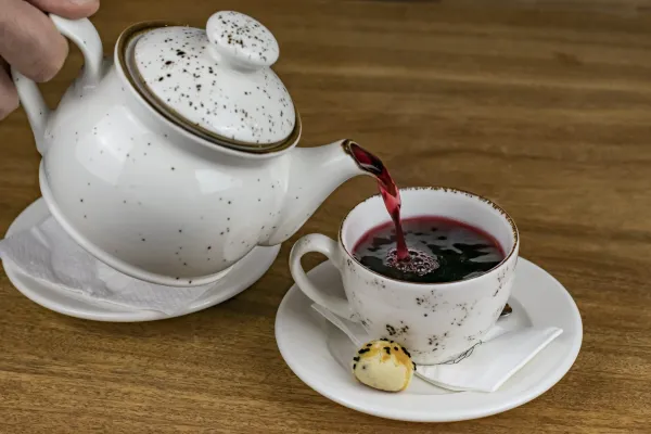 Двойная порция чая с цветками граната
